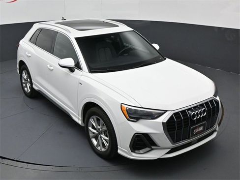 Used 2021 Audi Q3 2.0T Premium w/ Convenience Package image 21