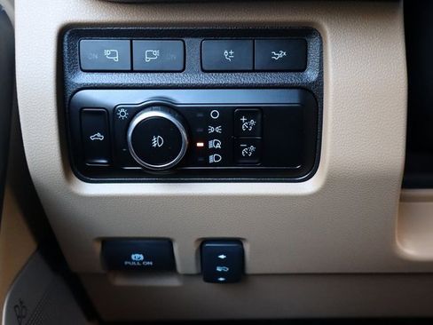 Used 2024 Ford F350 Lariat w/ Lariat Ultimate Package image 38