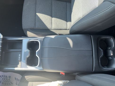 Used 2025 GMC Acadia Elevation FWD image 19