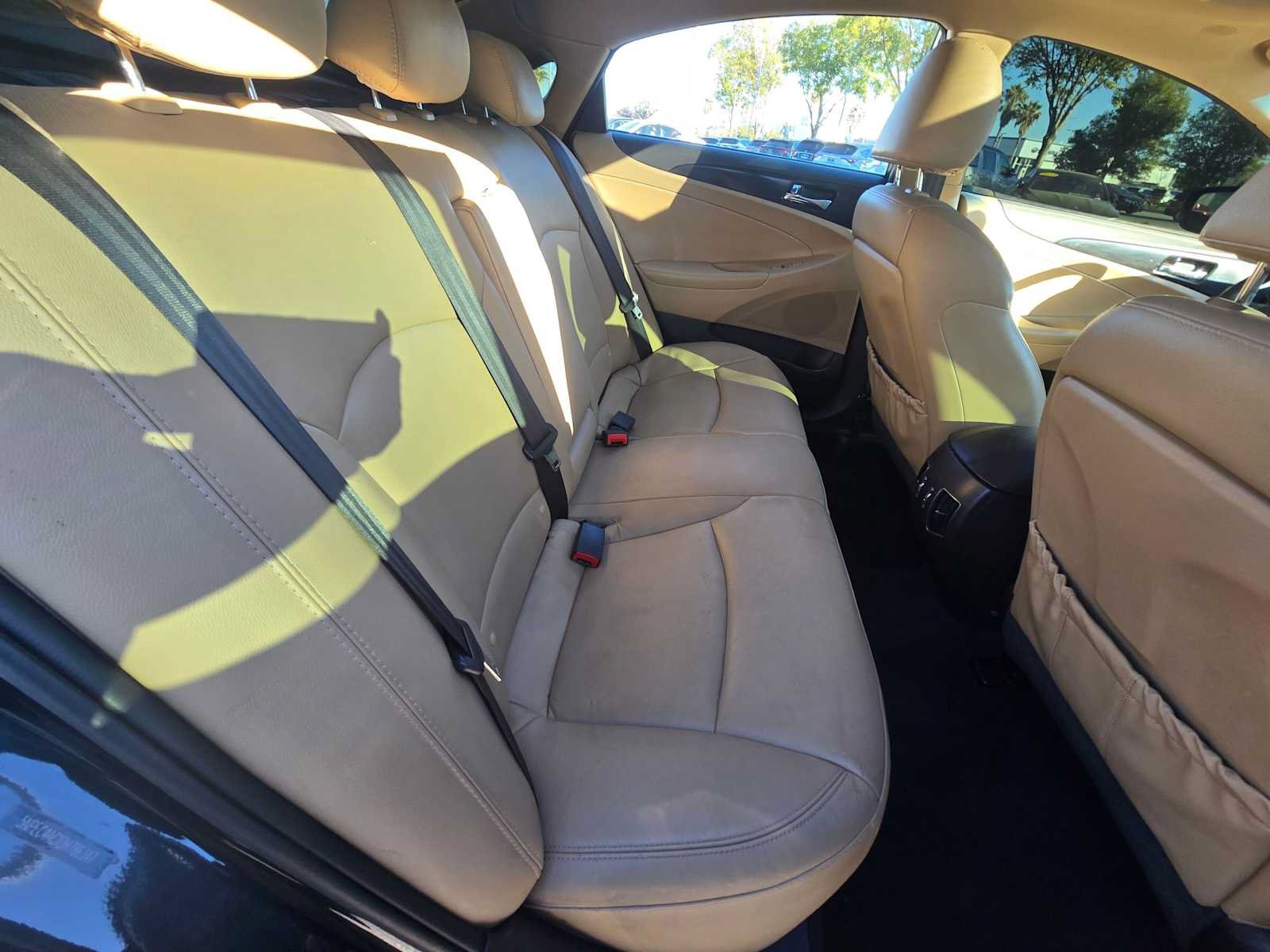 Used 2013 Hyundai Sonata Limited FWD image 12