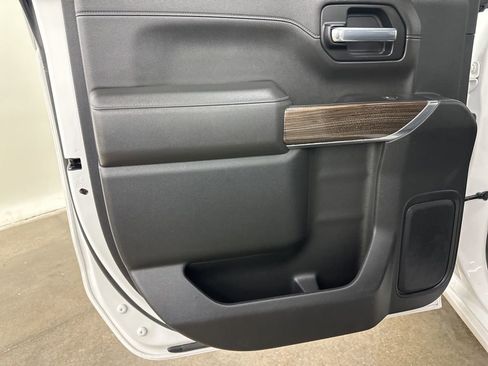 Used 2021 Chevrolet Silverado 1500 RST w/ Convenience Package II image 28