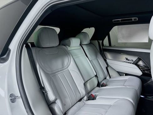 New 2026 Land Rover Range Rover Sport SE AWD/4WD image 25