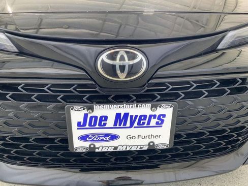 Used 2023 Toyota Corolla XSE image 27