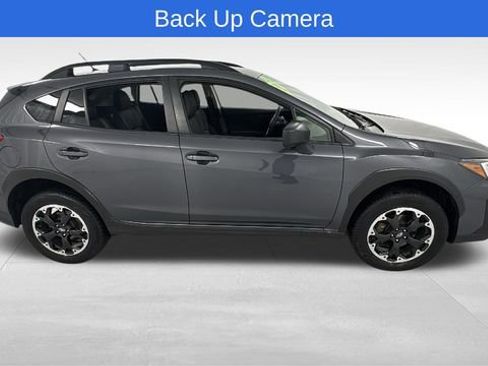Used 2023 Subaru Crosstrek 2.0i image 2