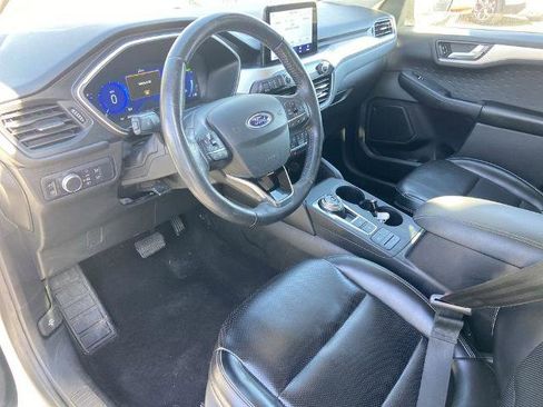 Used 2020 Ford Escape SE Sport image 6