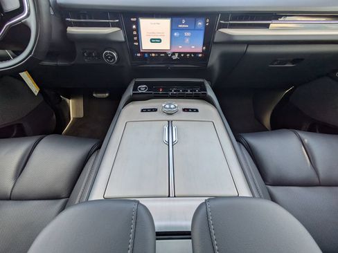 New 2027 Lincoln Navigator Reserve w/ Jet Appearance Package AWD/4WD image 20