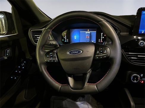 Certified 2024 Ford Escape ST-Line image 12