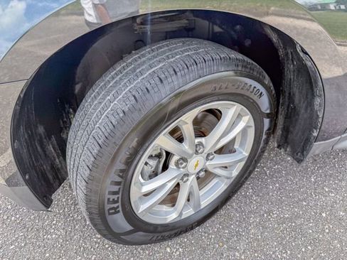 Used 2017 Chevrolet Equinox LT w/ Convenience Package image 25