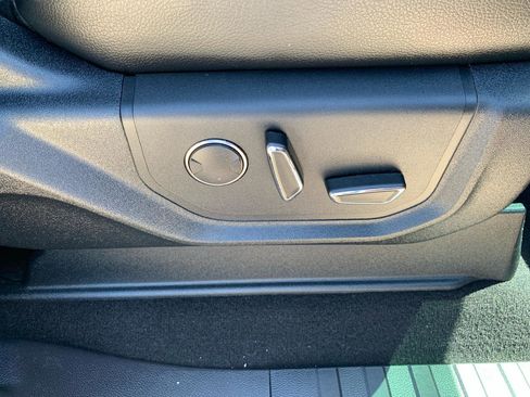 Used 2019 Ford F250 Lariat w/ Lariat Ultimate Package AWD/4WD image 15