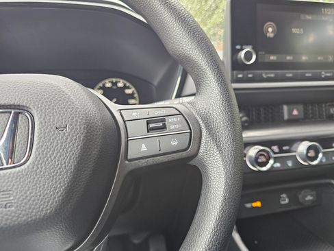 Certified 2025 Honda CR-V LX image 32