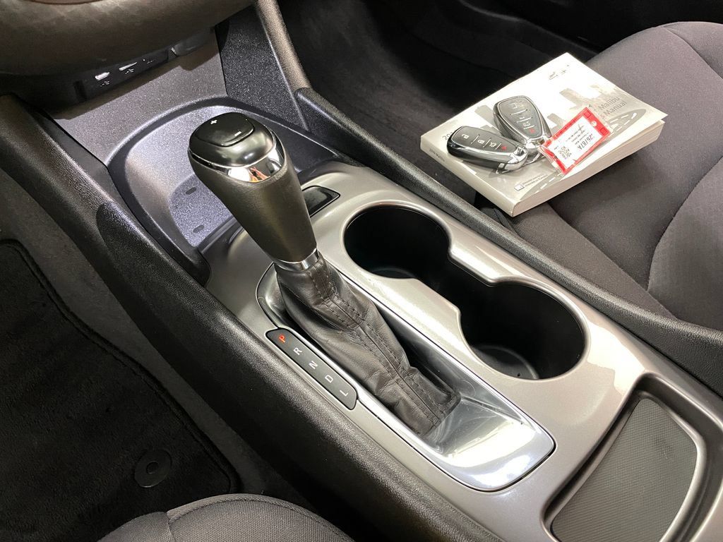 Used 2019 Chevrolet Malibu LS FWD image 26