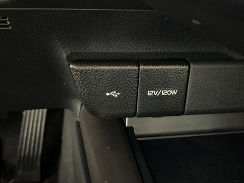 Used 2023 Toyota Camry SE FWD image 34