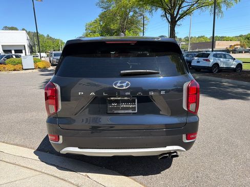 Used 2021 Hyundai Palisade SEL w/ Convenience Package FWD image 3
