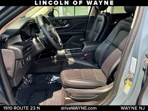 Certified 2024 Lincoln Corsair AWD w/ Equipment Group 101A image 12