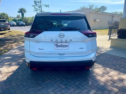 Used 2025 Nissan Rogue SV