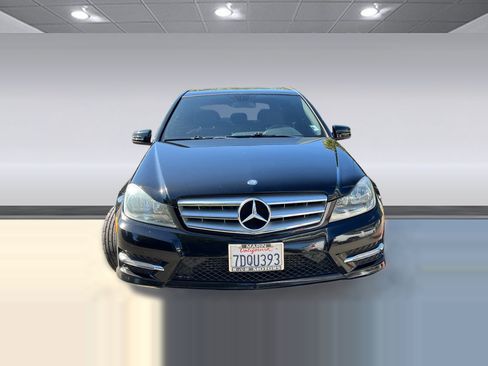Used 2013 Mercedes-Benz C 250 Sedan image 4