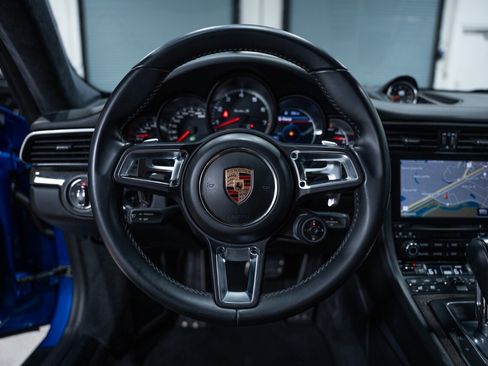 Used 2017 Porsche 911 Turbo S image 19