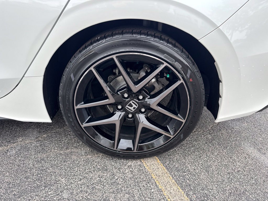 Certified 2024 Honda Civic Sport Touring image 13