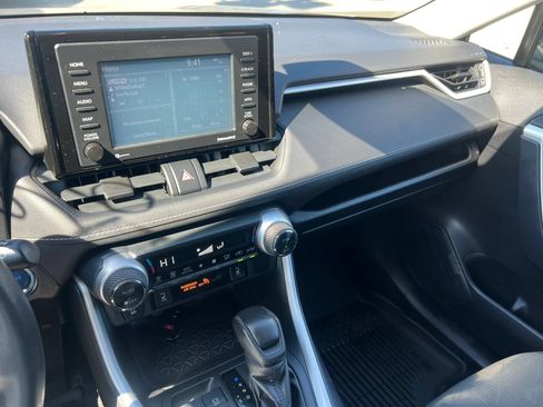 Used 2021 Toyota RAV4 XLE w/ XLE Grade Weather Package AWD/4WD image 24