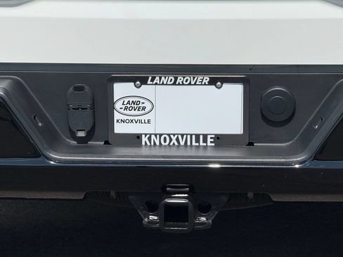 Used 2021 Chevrolet Silverado 1500 LT Trail Boss w/ Convenience Package II AWD/4WD image 43