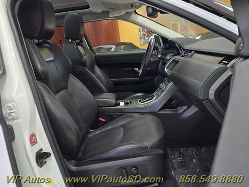 Used 2018 Land Rover Range Rover Evoque SE Premium AWD/4WD image 22
