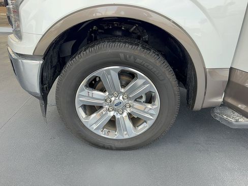 Certified 2020 Ford F150 Lariat w/ Equipment Group 502A Luxury RWD image 40
