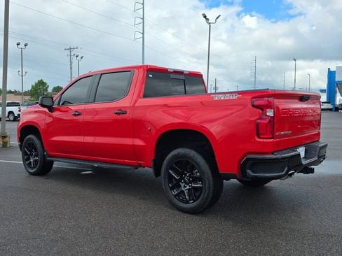 Used 2023 Chevrolet Silverado 1500 LT Trail Boss w/ LT Trail Boss Premium Package AWD/4WD image 3
