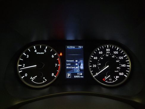 Used 2025 Nissan Sentra S FWD image 23