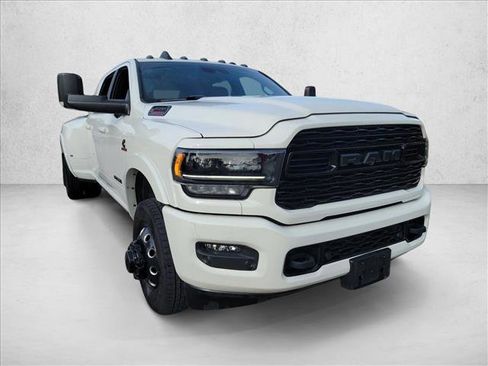 Used 2022 RAM 3500 Limited image 4
