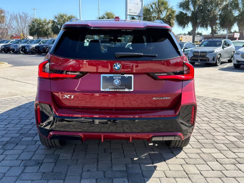 New 2026 BMW X1 xDrive28i w/ Technology Package AWD/4WD image 10