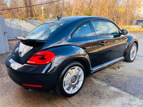 Used 2013 Volkswagen Beetle Turbo image 9