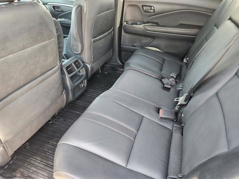 Certified 2023 Honda Passport TrailSport image 30