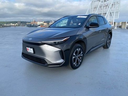 Certified 2024 Toyota bZ4X AWD w/ Weather Package image 7