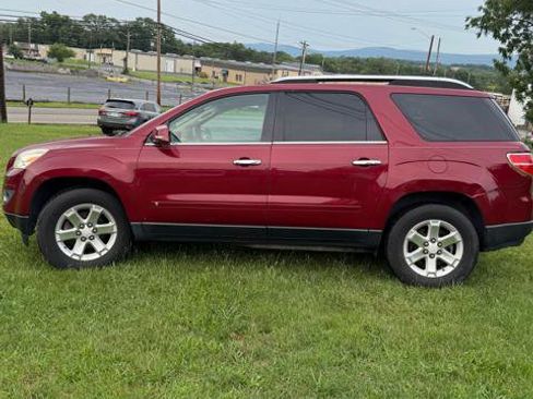 Used 2008 Saturn Outlook XR w/ Premium Trim Package image 4
