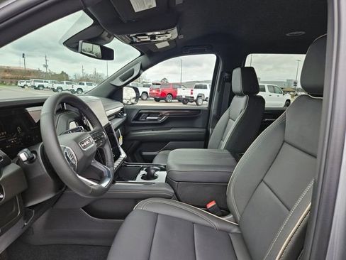 New 2026 GMC Yukon Elevation image 9