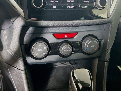 Used 2018 Subaru Crosstrek 2.0i Premium image 14