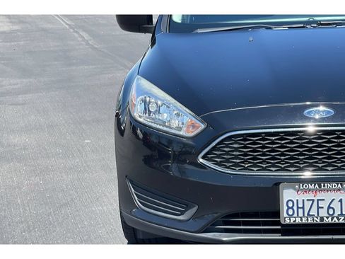 Used 2018 Ford Focus SE FWD image 40