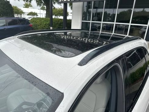 Used 2021 Porsche Cayenne AWD/4WD image 17