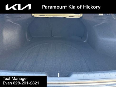 Used 2025 Kia K4 EX FWD image 11