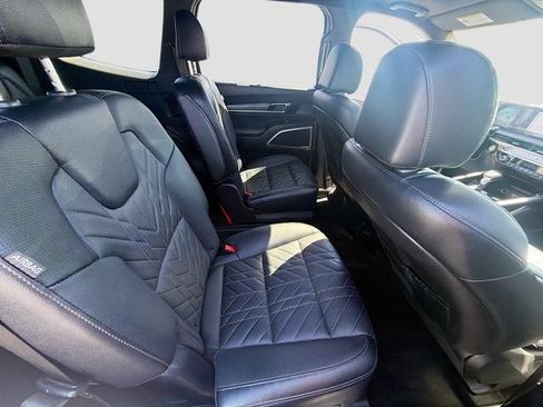 Used 2024 Kia Telluride EX X-Line AWD/4WD image 30