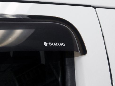 Used 2010 Suzuki Equator 2WD Extended Cab image 23