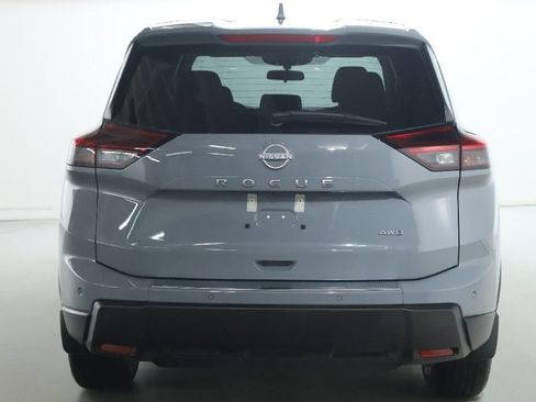 Certified 2026 Nissan Rogue SV w/ Cold Weather Package AWD/4WD image 42