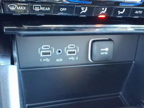 New 2025 Jeep Grand Cherokee Limited image 10