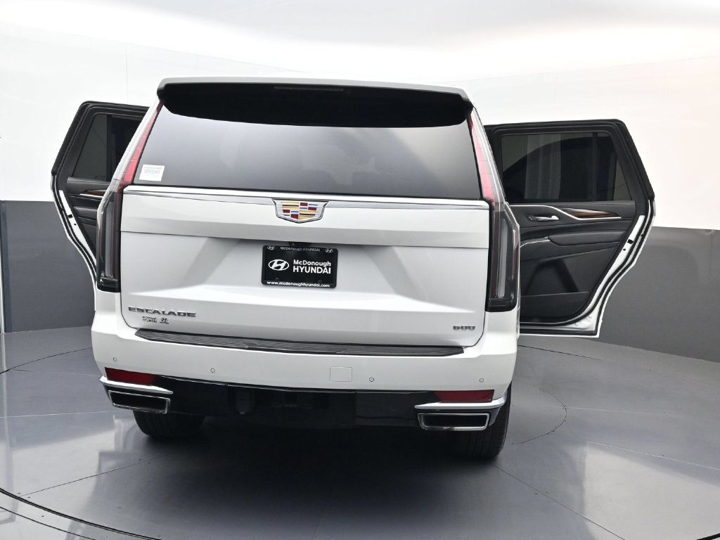 Used 2024 Cadillac Escalade Premium Luxury w/ Performance Package AWD/4WD image 34