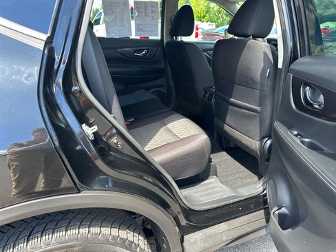Used 2020 Nissan Rogue S AWD/4WD image 19