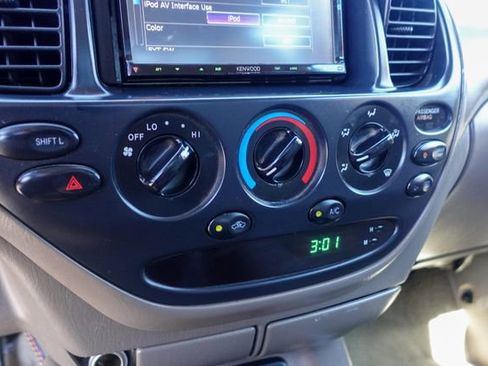 Used 2006 Toyota Tundra SR5 image 18