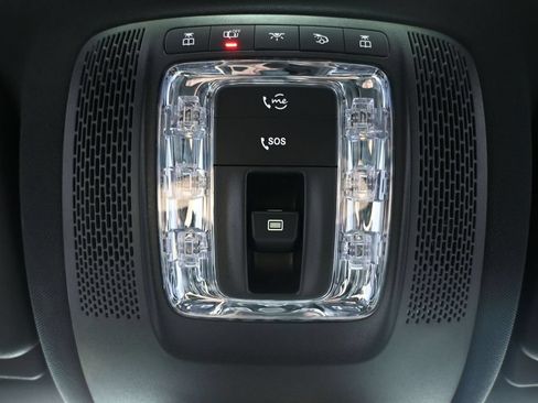 Used 2026 Mercedes-Benz GLS 450 4MATIC image 27