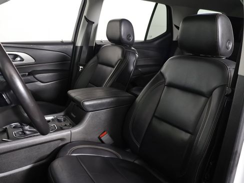 Used 2018 Chevrolet Traverse LT AWD/4WD image 30
