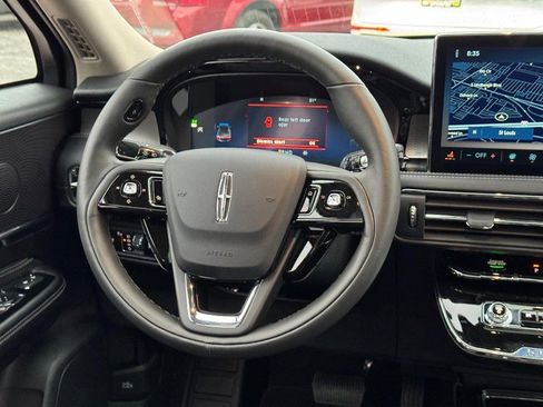 New 2026 Lincoln Corsair Reserve w/ Jet Appearance Package image 13