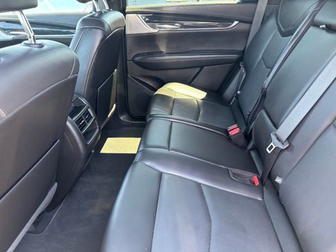 Used 2023 Cadillac XT5 Premium Luxury image 16